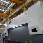 150 ټنه د بریښنا 3200mm CNC 150 ټنه هیدرولیک پریس بریک فشار سره 8mm مواردو سره