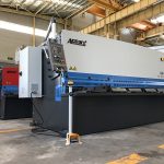 د هیدرولیک کنړ کولو ماشین 12mm فلټ پلیټ د ماشین 2500mm