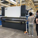 WC67Y-100T / 3200 Nc مطبوعاتي بریک، د فشار مات ماشین، د هیدرولیک مطبوعاتي بریک